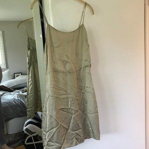 NWT Aritzia Wilfred Isabelle Dress - Olive Beige